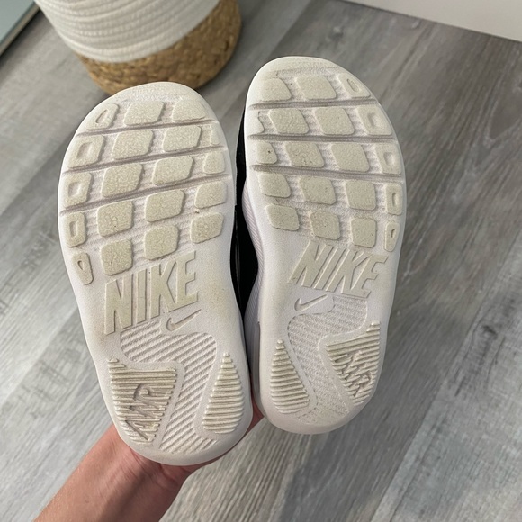 Nike Toddler shoes - Picture 6 of 6